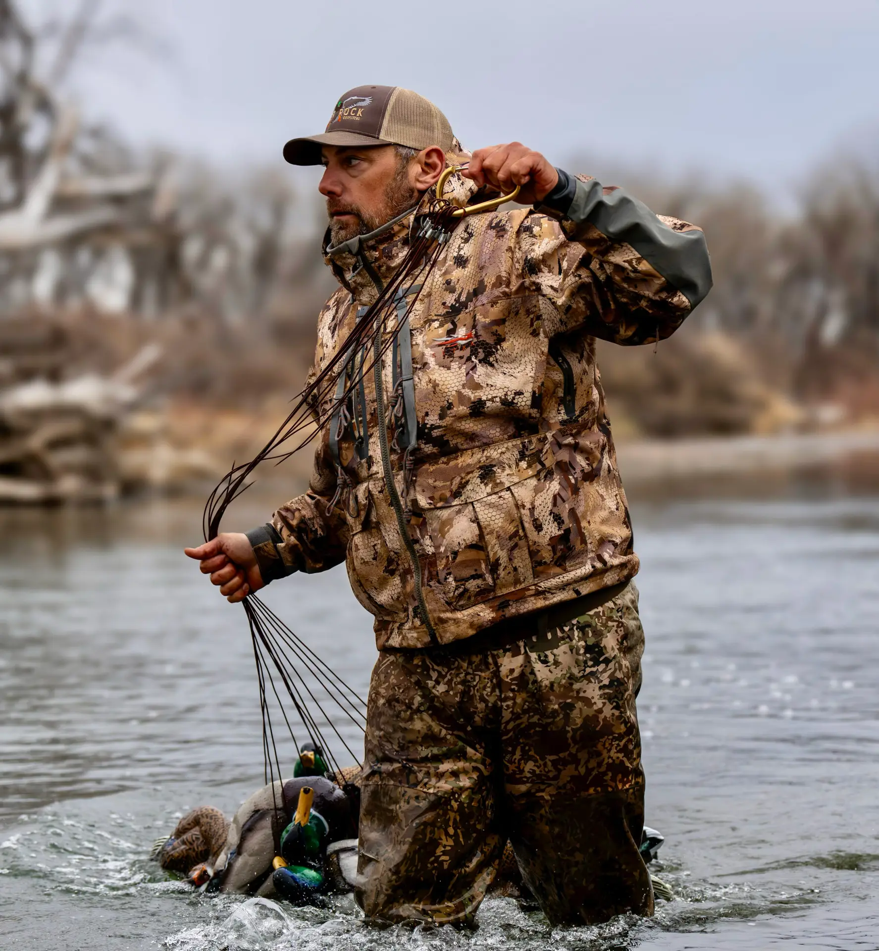 Montana waterfowl hunting guide in the river